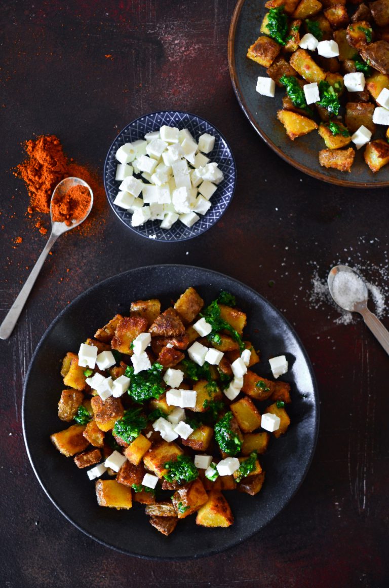 Knusprigste Kartoffelwürfel aus dem Ofen mit Petersilienöl und Feta ...